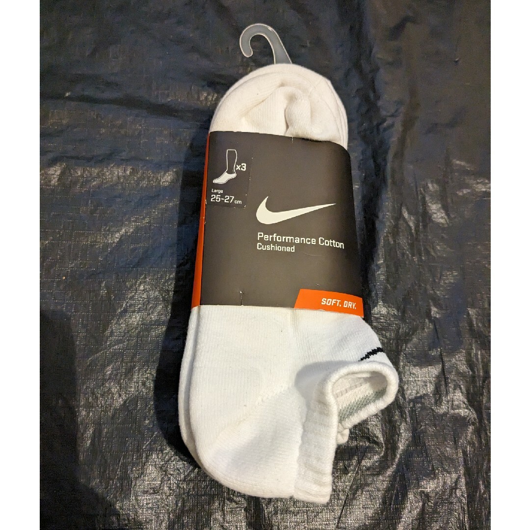 NIKE(ナイキ)の新品ナイキ　NIKE ソックス 3P  Lサイズ 25~27cm メンズのレッグウェア(ソックス)の商品写真