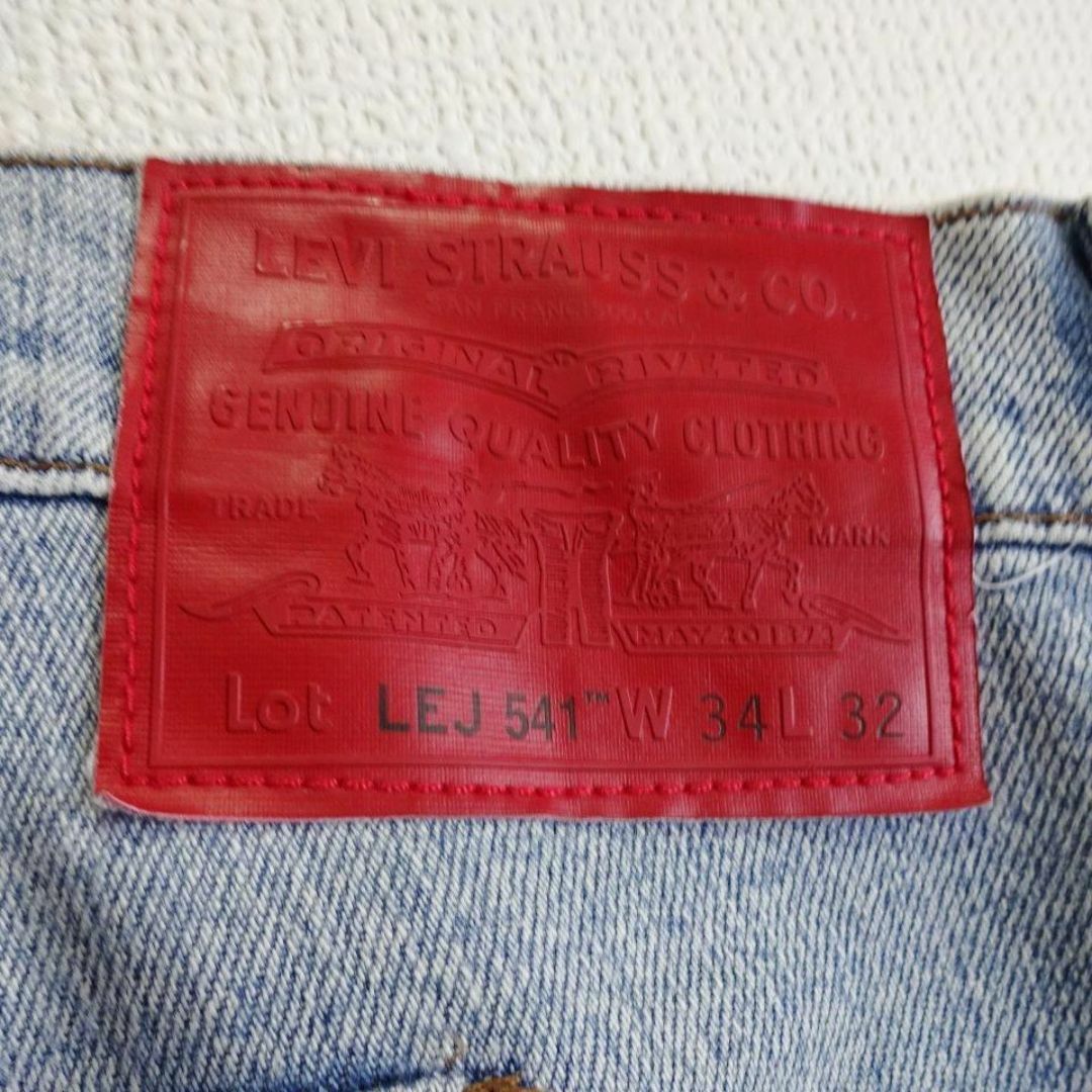 Levi's(リーバイス)のリーバイス LEJ 541　W95cm　強ストレッチ　アスレチックテーパー　淡青 メンズのパンツ(デニム/ジーンズ)の商品写真