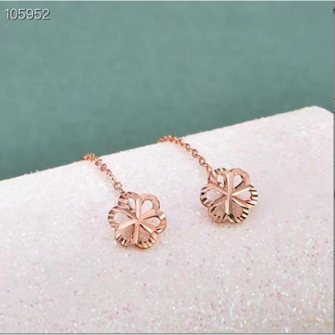 フラワー チェーン ピアス 18金 イエロー ゴールド 花 K18  レディースのアクセサリー(ピアス)の商品写真