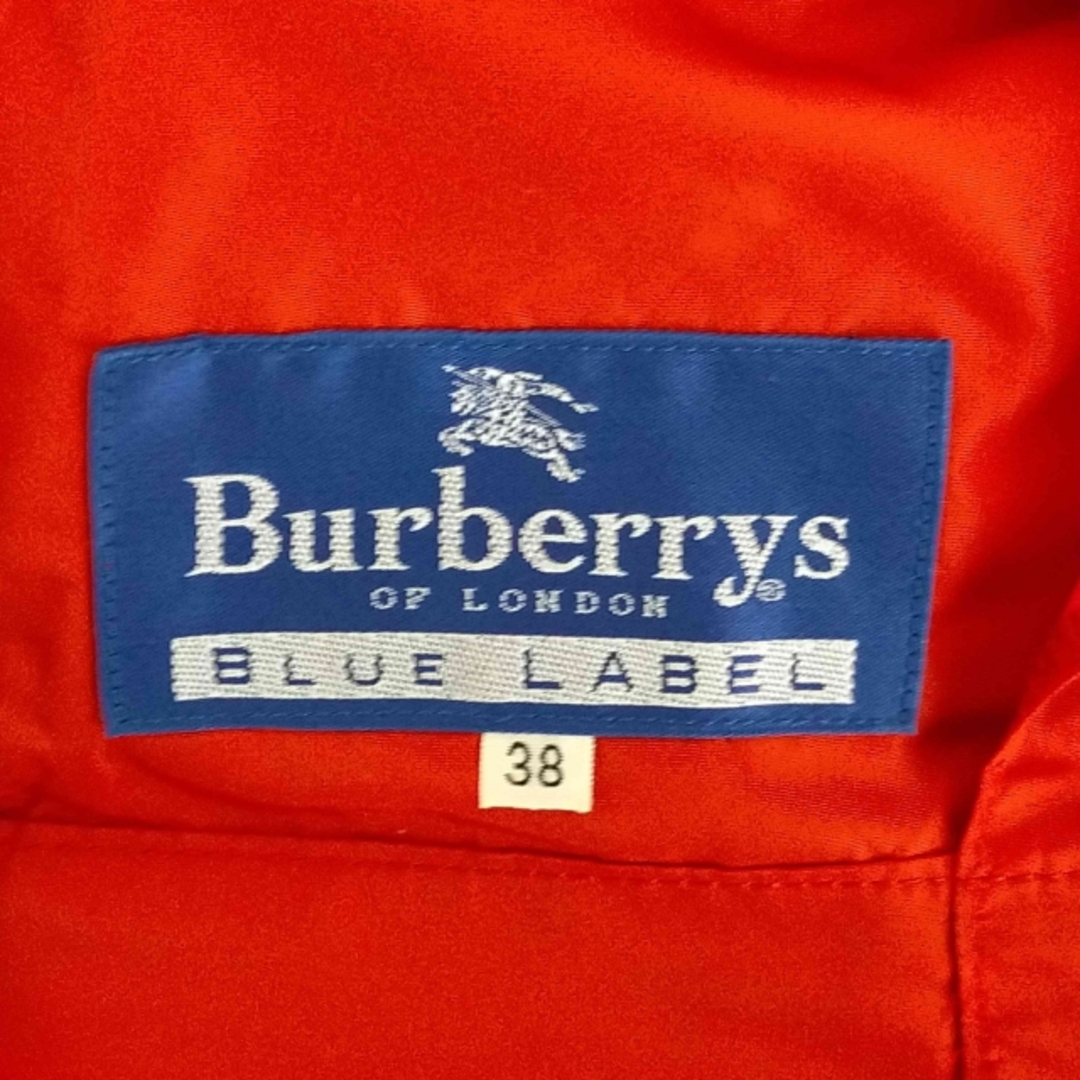 BURBERRY BLUE LABEL(バーバリーブルーレーベル)のBURBERRY BLUE LABEL(バーバリーブルーレーベル) レディース レディースのジャケット/アウター(ナイロンジャケット)の商品写真