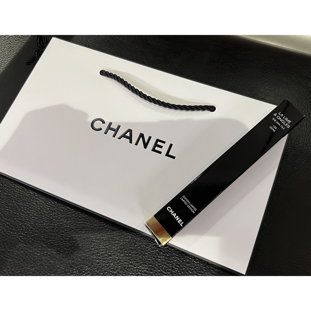 CHANEL(シャネル)の★新品・送料込・即日発送★CHANEL シャネル ネイル ファイル コスメ/美容のネイル(ネイル用品)の商品写真