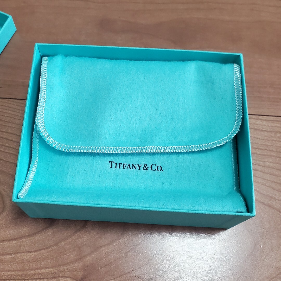 Tiffany & Co.(ティファニー)のTiffany & Co. ティファニー T カード ケース カラーブロック レディースのファッション小物(名刺入れ/定期入れ)の商品写真