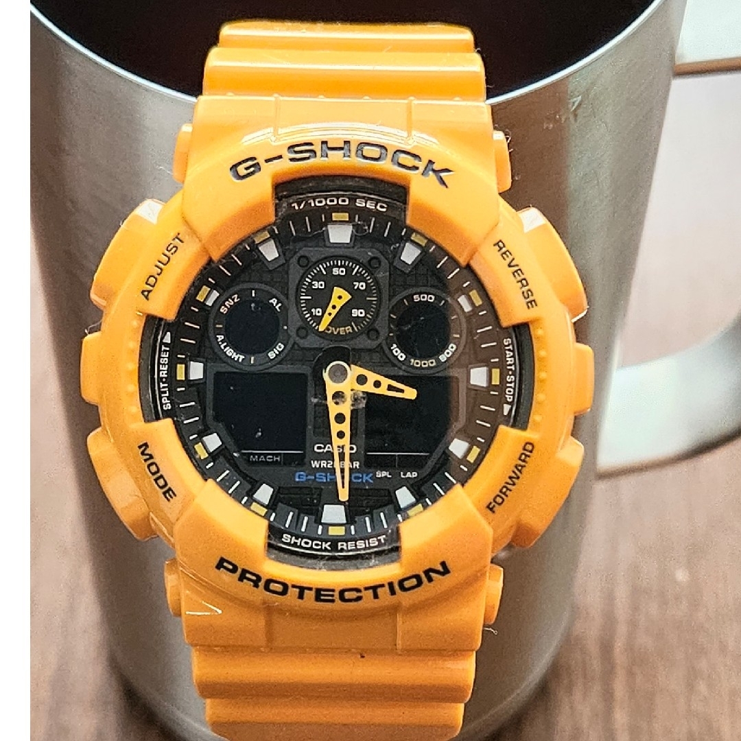 CASIO(カシオ)の中古　CASIO　Gショック イエロー メンズの時計(腕時計(デジタル))の商品写真