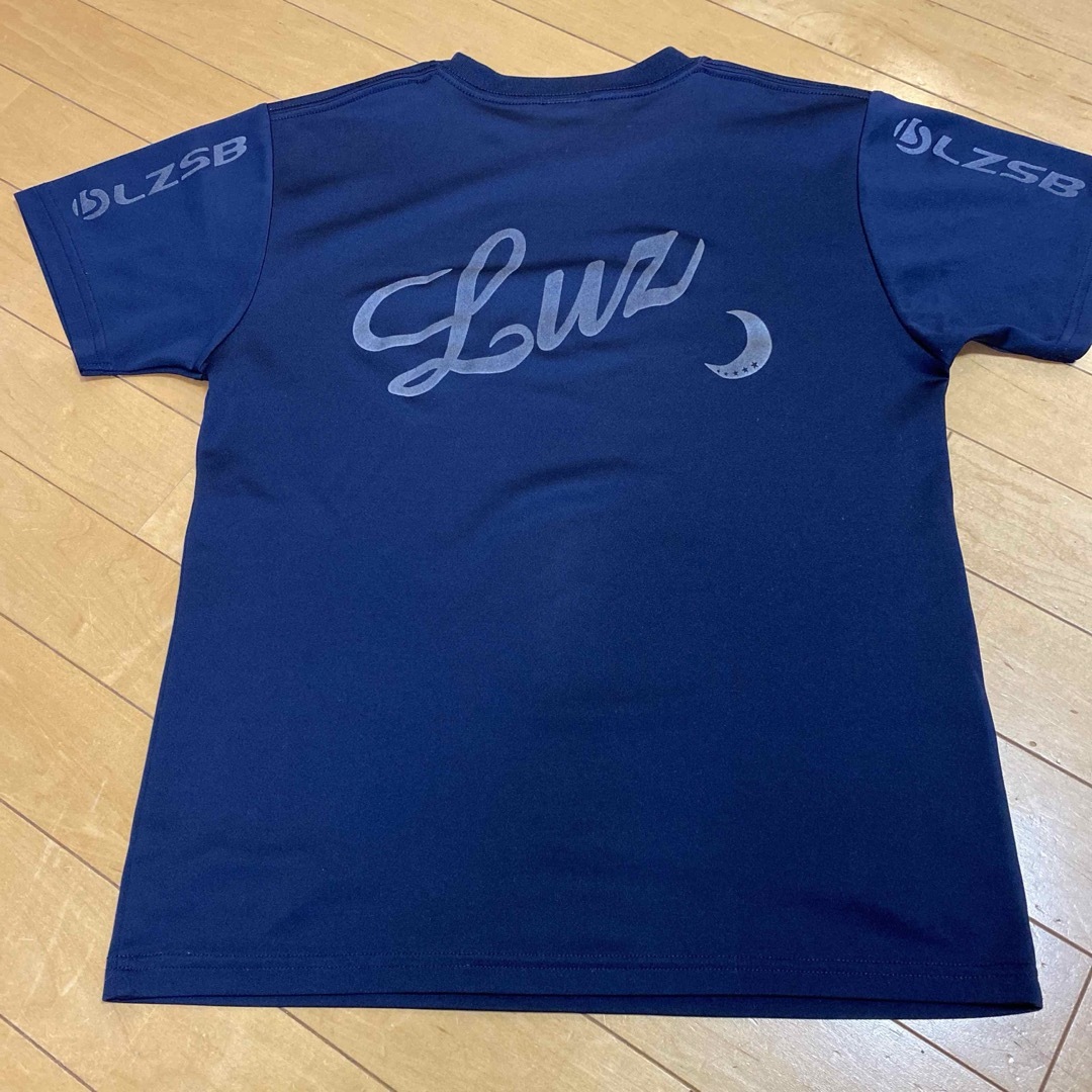 LUZ(ルース)のルースイソンブラ  Tシャツ　XSサイズ スポーツ/アウトドアのサッカー/フットサル(ウェア)の商品写真