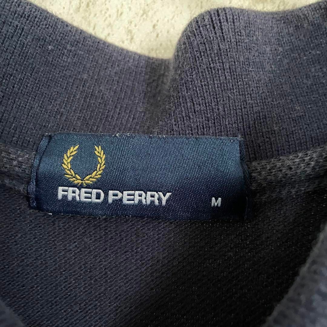 FRED PERRY(フレッドペリー)のフレッドペリー ポロシャツ 半袖 刺繍ロゴ ネイビー M レディースのトップス(ポロシャツ)の商品写真