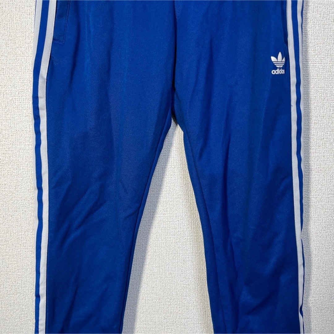 Originals（adidas）(オリジナルス)の【アディダス】ジャージパンツトラックパンツ　ヨーロッパ　ブルー白トレフォイル１R メンズのトップス(ジャージ)の商品写真