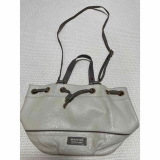 BURBERRY BLUE LABELのフリマアイテム一覧 BURBERRY BLUE LABELのフリマアイテム一覧