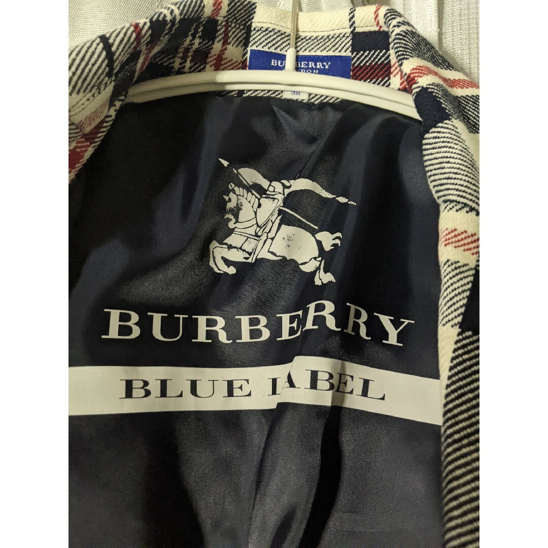 BURBERRY BLUE LABEL(バーバリーブルーレーベル)のバーバリーブルーレーベル　ジャケット レディースのジャケット/アウター(その他)の商品写真