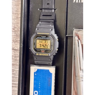 CASIO G-SHOCK DW-5600(ゴールド) プレミア　モデル(腕時計(デジタル))
