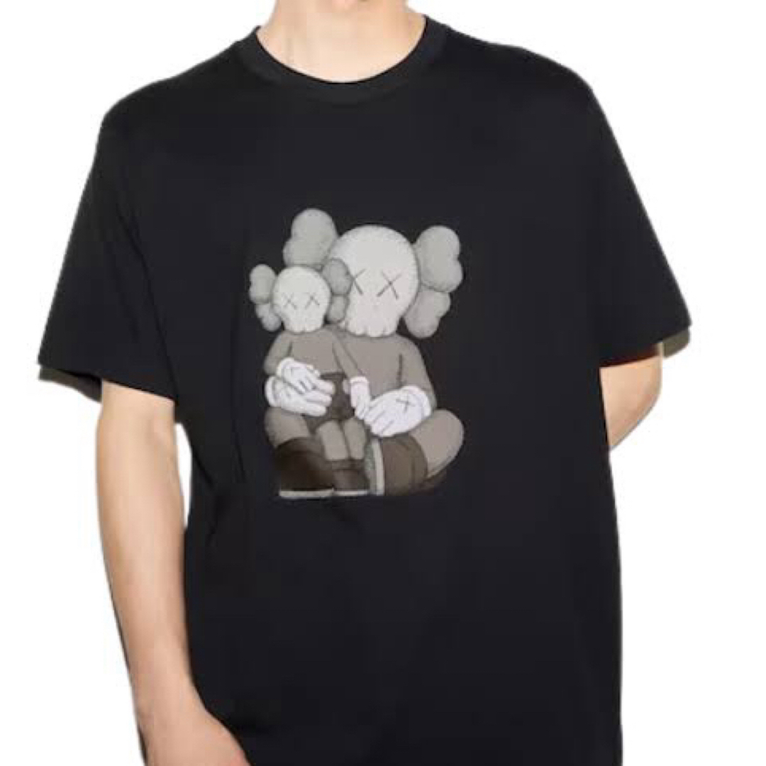 UNIQLO(ユニクロ)のKAWS x UNIQLO グラフィックTシャツ メンズのトップス(Tシャツ/カットソー(半袖/袖なし))の商品写真