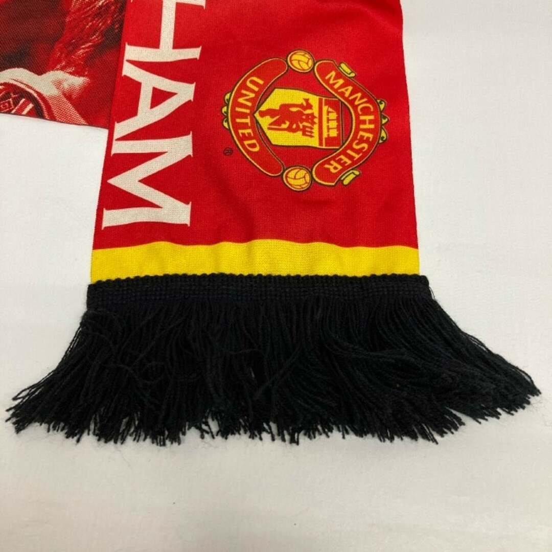 ★MANCHESTER UNITED マンチェスターユナイテッド David Beckham デイビッド ベッカム プリントスカーフ MADE IN UK レッド レディースのファッション小物(ストール/パシュミナ)の商品写真