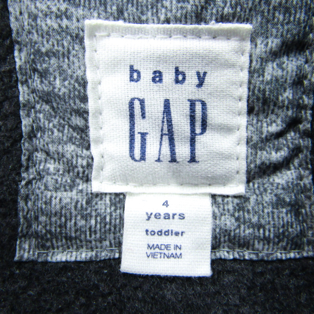 GAP(ギャップ)のギャップ ダウンベスト 中綿入り アウター  キッズ 男の子用 105サイズ グレー GAP キッズ/ベビー/マタニティのキッズ服女の子用(90cm~)(ジャケット/上着)の商品写真