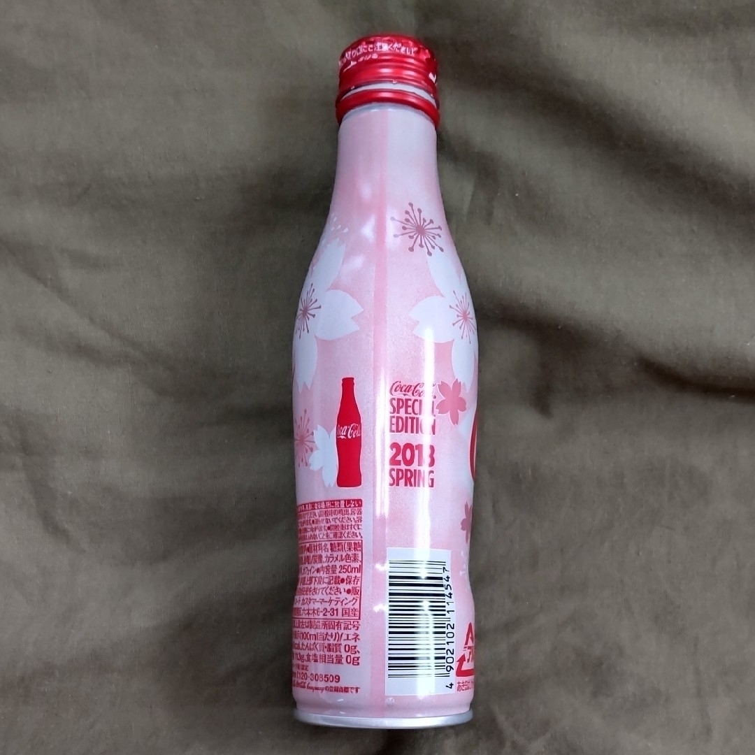 コカ・コーラ(コカコーラ)のコカコーラ　スリムボトル（空缶）　2本セット　SPRINGとSAITAMA エンタメ/ホビーのコレクション(その他)の商品写真
