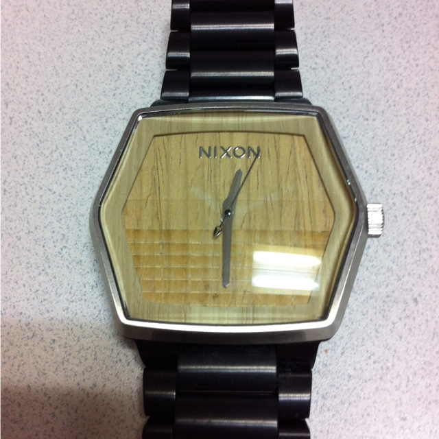 値下げしました　Nixon