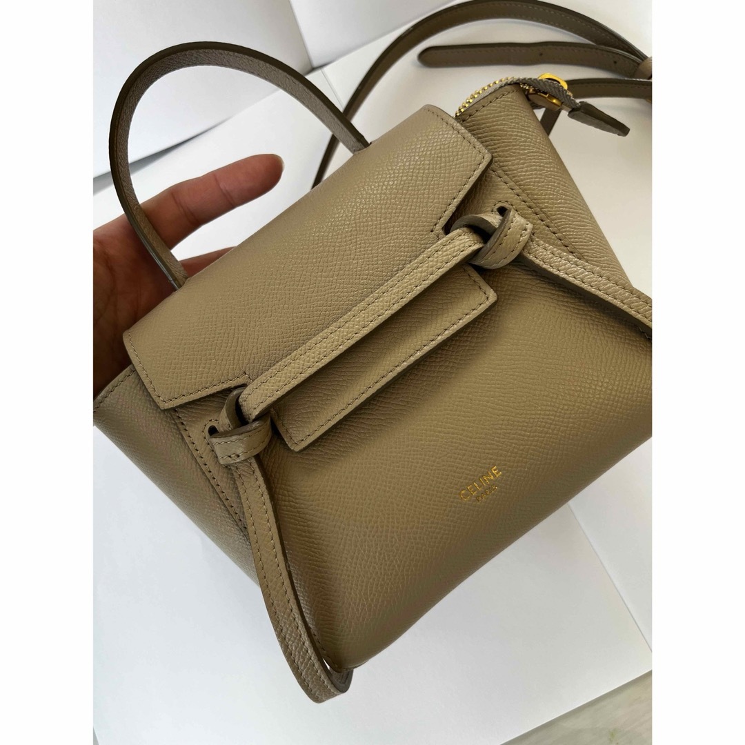 celine(セリーヌ)のセリーヌ　ベルトバック　　ピコ レディースのバッグ(ショルダーバッグ)の商品写真