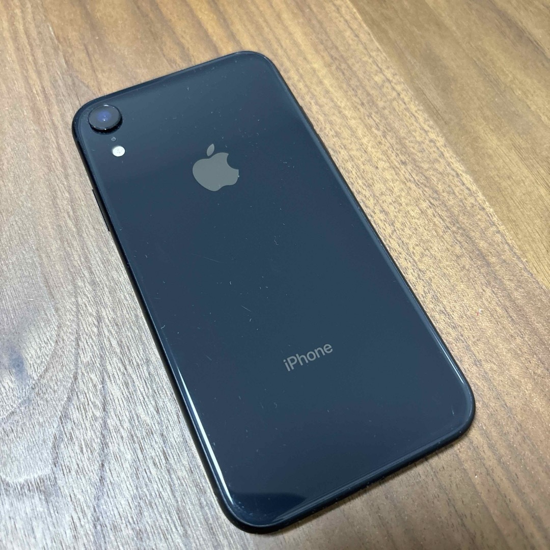 Apple(アップル)のiphoneXR 64GB ブラック simフリー スマホ/家電/カメラのスマートフォン/携帯電話(スマートフォン本体)の商品写真