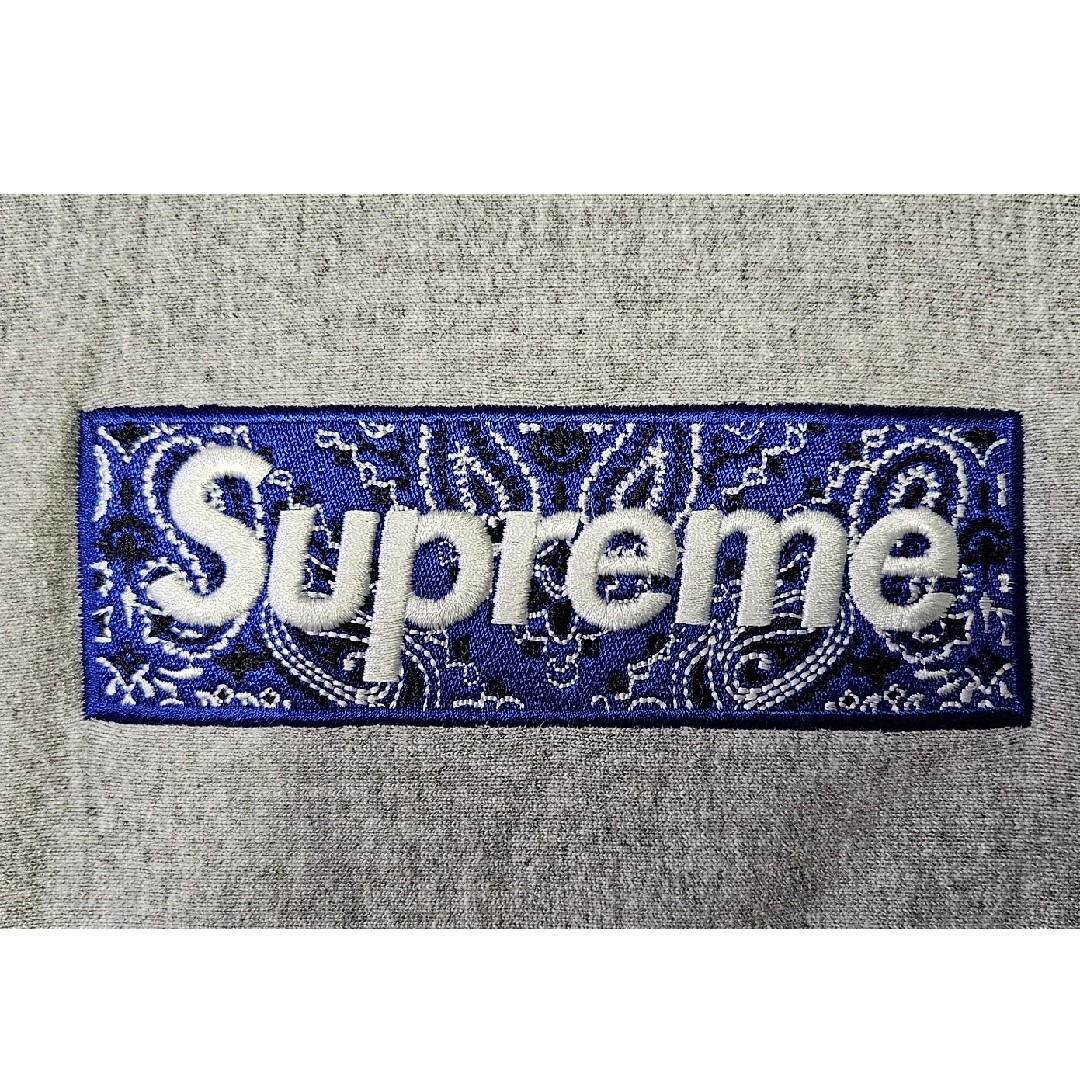 Supreme(シュプリーム)のSupreme Bandana Box Logo シュプリーム バンダナボックス メンズのトップス(パーカー)の商品写真