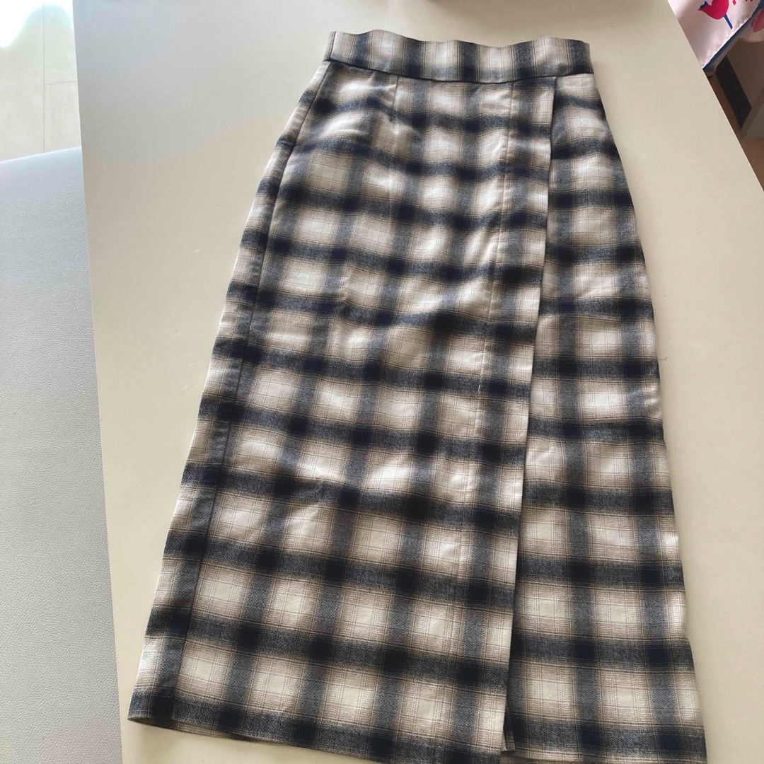 GU(ジーユー)のGU チェック タイトスカート レディースのスカート(ロングスカート)の商品写真