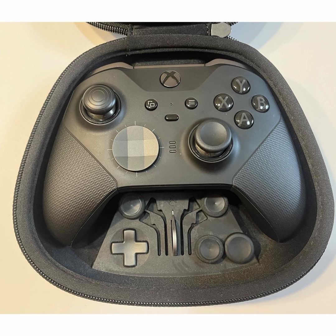 Xbox(エックスボックス)のXbox Elite Series 2 ワイヤレス コントローラー エンタメ/ホビーのゲームソフト/ゲーム機本体(その他)の商品写真