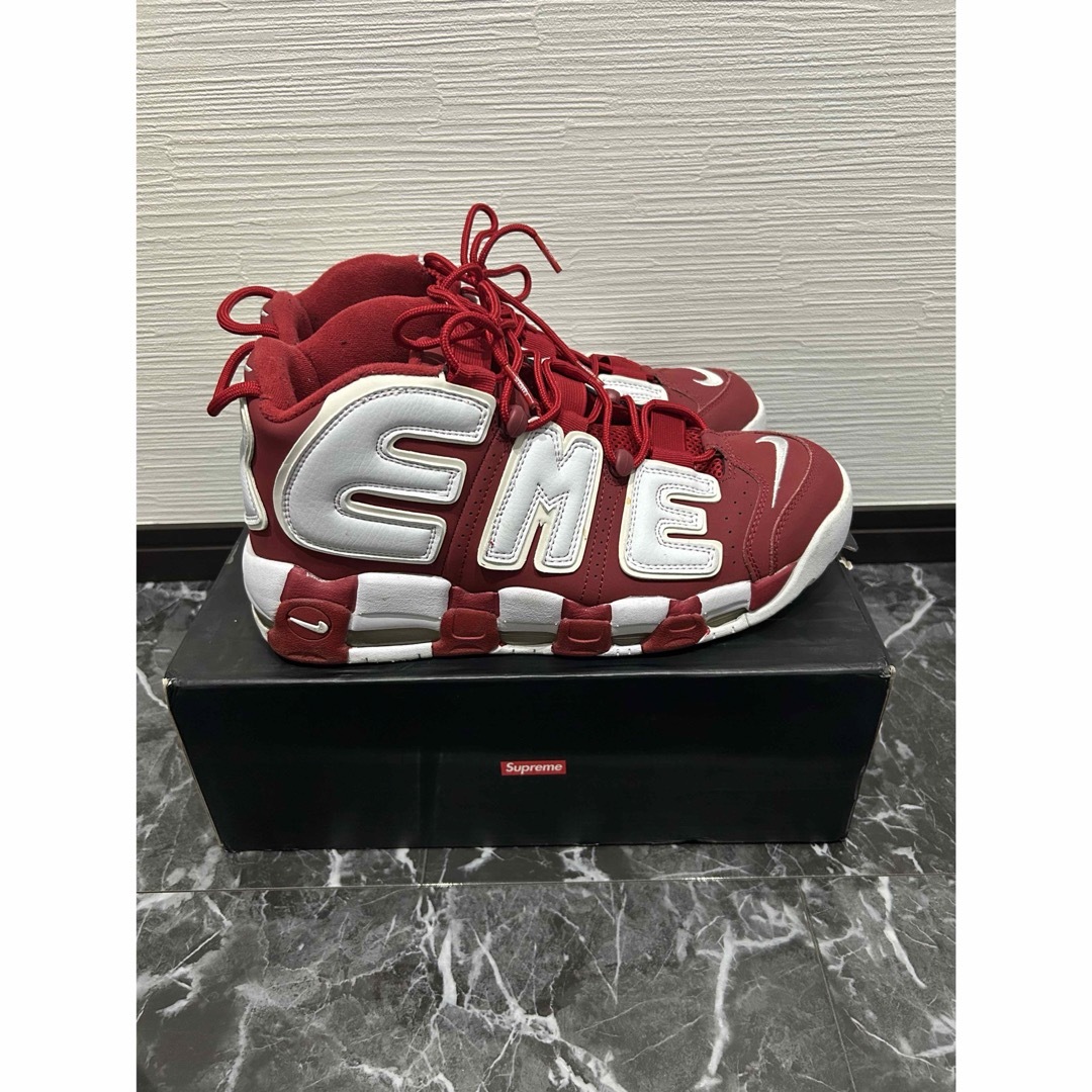 Supreme(シュプリーム)のAIR MORE UPTEMPOSUPREMEVARSITY RED/WHITE メンズの靴/シューズ(スニーカー)の商品写真