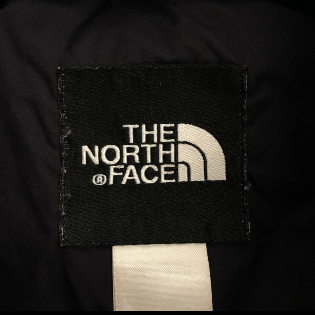 THE NORTH FACE(ザノースフェイス)のTHE NORTH FACE ザノースフェイス NUPTSE ダウンベスト レディースのジャケット/アウター(ダウンベスト)の商品写真