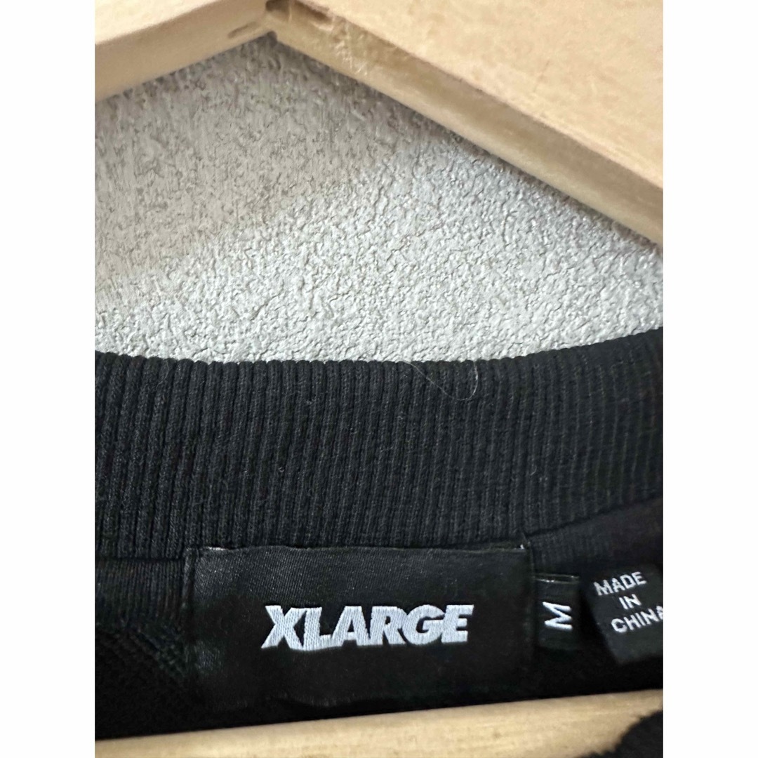 XLARGE(エクストララージ)の新品 X-LARGE トレーナー スウェット 長袖トップス ゴリラ ブラック M メンズのトップス(スウェット)の商品写真