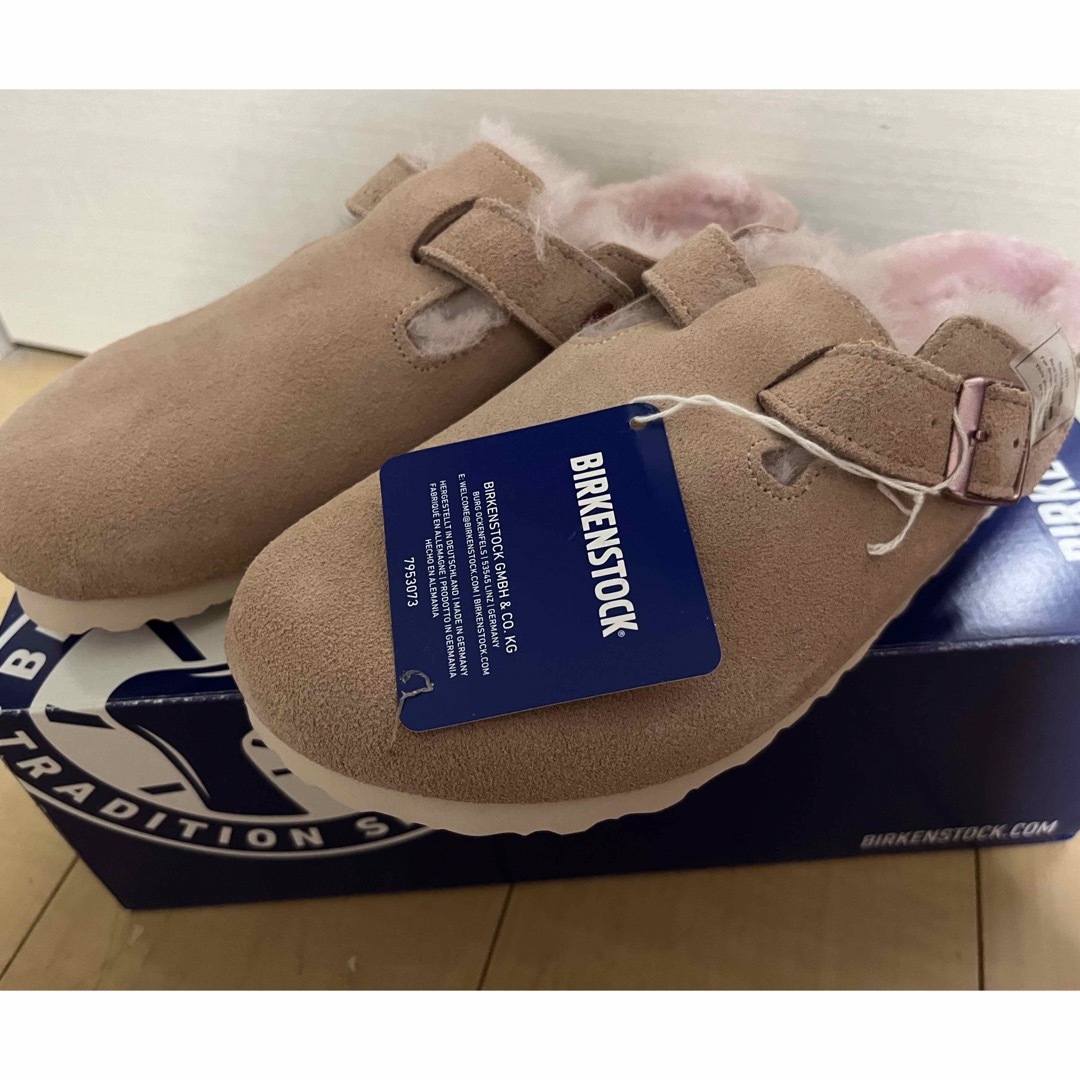 BIRKENSTOCK(ビルケンシュトック)のBIRKENSTOCK Boston Shearling ボストン シアリング レディースの靴/シューズ(サンダル)の商品写真