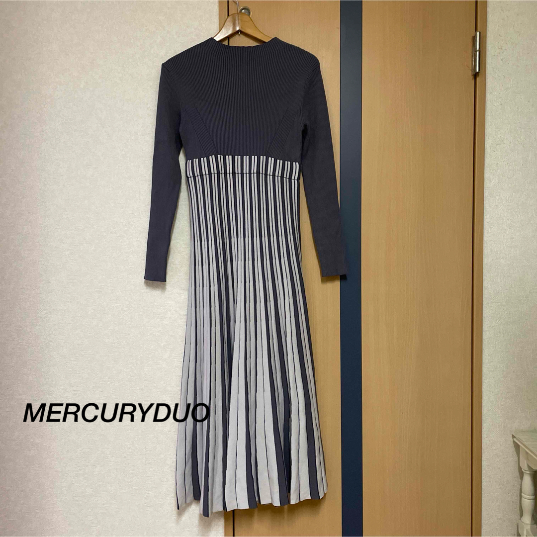 MERCURYDUO(マーキュリーデュオ)のMERCURYDUO  配色チェンジリブロングスリーブニットワンピース　美品✨ レディースのワンピース(ロングワンピース/マキシワンピース)の商品写真