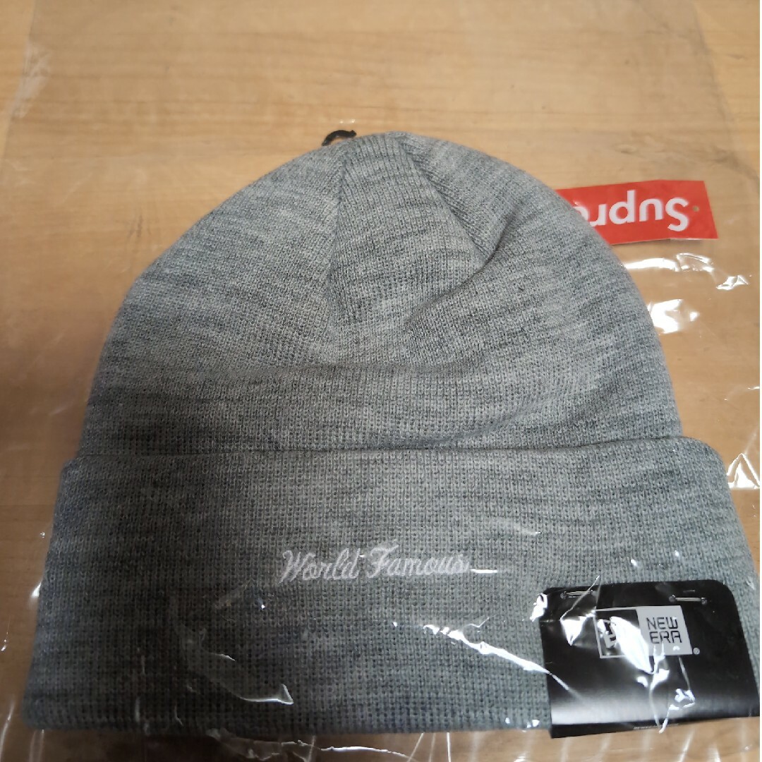 Supreme(シュプリーム)のsupreme New Era Box Logo Beanie メンズの帽子(ニット帽/ビーニー)の商品写真