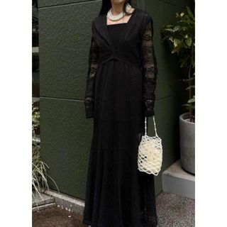 アメリヴィンテージ(Ameri VINTAGE)のameri VINTAGE PATCHWORK LACE DRESS 未使用　黒(ロングワンピース/マキシワンピース)