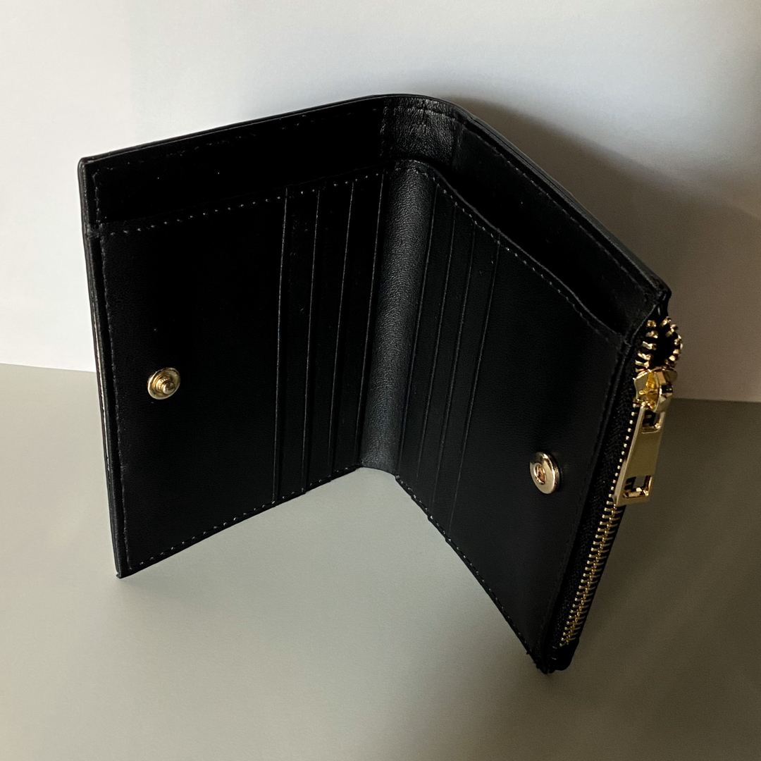 CLANE(クラネ)のFold small wallet BLACK No.1034 レディースのファッション小物(財布)の商品写真