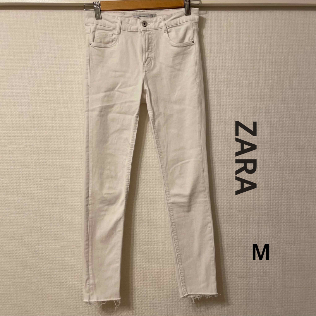 ZARA(ザラ)のZARA デニム レディースのパンツ(デニム/ジーンズ)の商品写真