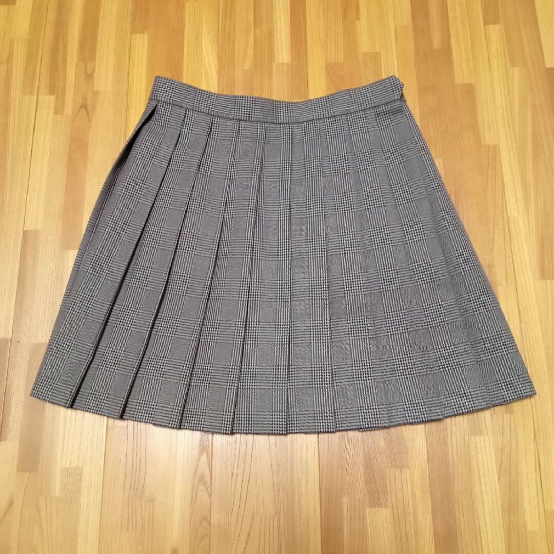 高校　制服　スカート　春、夏用 レディースのスカート(ひざ丈スカート)の商品写真