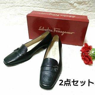 サルヴァトーレフェラガモ(Salvatore Ferragamo)のFerragamo　フェラガモ  ローファー　パンプス　ブラック　黒　靴　保存箱(ローファー/革靴)