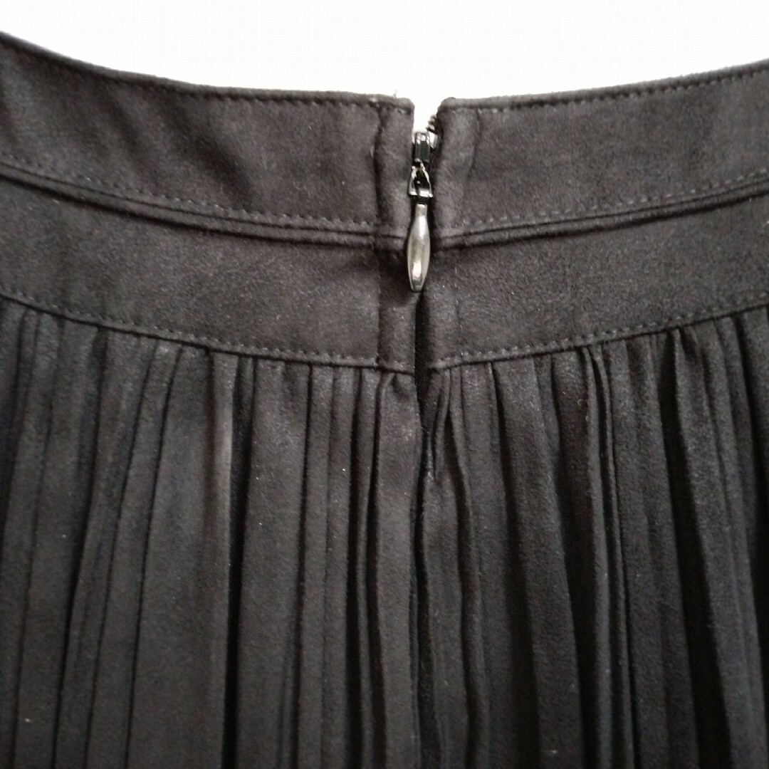 23区(ニジュウサンク)の23区　スカート　44　日本製　スエード風　大きいサイズ　フレア レディースのスカート(ひざ丈スカート)の商品写真