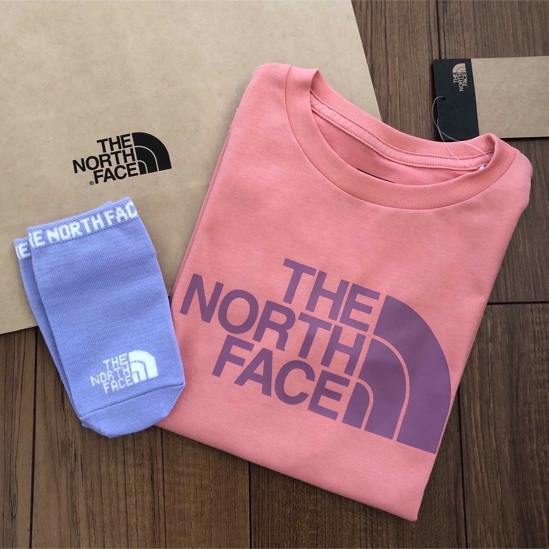 THE NORTH FACE(ザノースフェイス)の【ご専用】ノースフェイス 新品セットアップ 130 キッズ/ベビー/マタニティのキッズ服女の子用(90cm~)(Tシャツ/カットソー)の商品写真