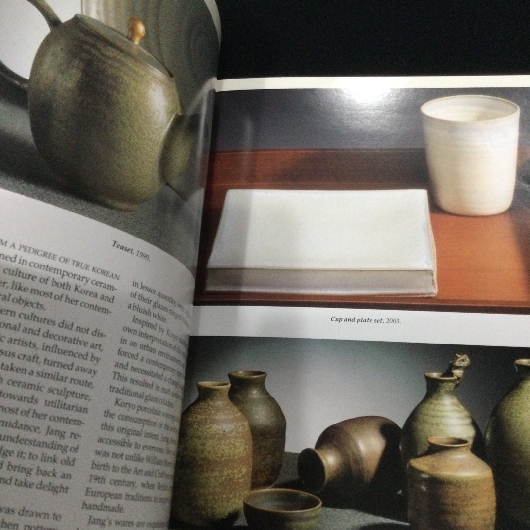 陶器　洋書　英語　雑誌　2004年　Ceramics 陶芸　アート　美術 エンタメ/ホビーの本(洋書)の商品写真