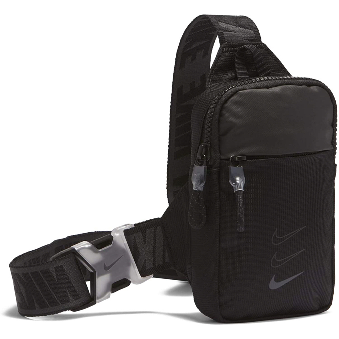 NIKE(ナイキ)のナイキ スポーツウェア エッセンシャル BA5904-011 ブラック&グレー メンズのバッグ(ボディーバッグ)の商品写真