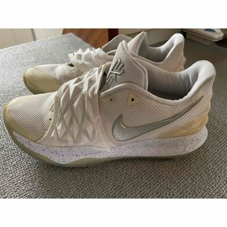 ナイキ(NIKE)のカイリー1ロー(バスケットボール)