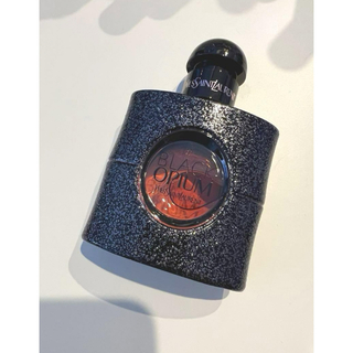 イヴサンローラン(Yves Saint Laurent)のYVES SAINT LAURENT ブラックオピウム 30ml(香水(女性用))