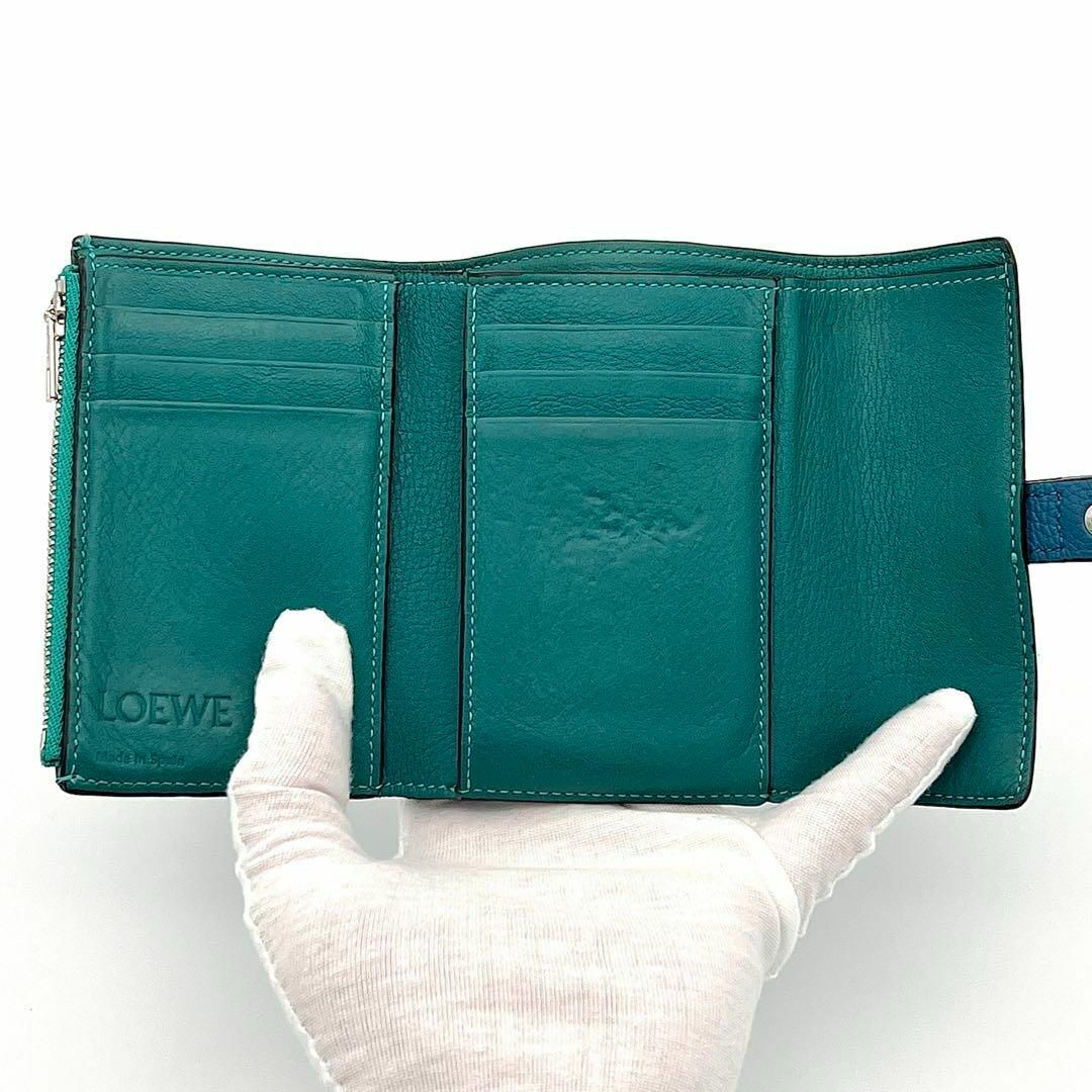 LOEWE(ロエベ)の✨レアカラー✨LOEWE ロエベ バーティカルスモールウォレット 折り財布 レディースのファッション小物(財布)の商品写真