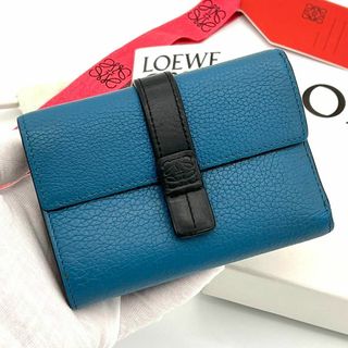 ロエベ(LOEWE)の✨レアカラー✨LOEWE ロエベ バーティカルスモールウォレット 折り財布(財布)