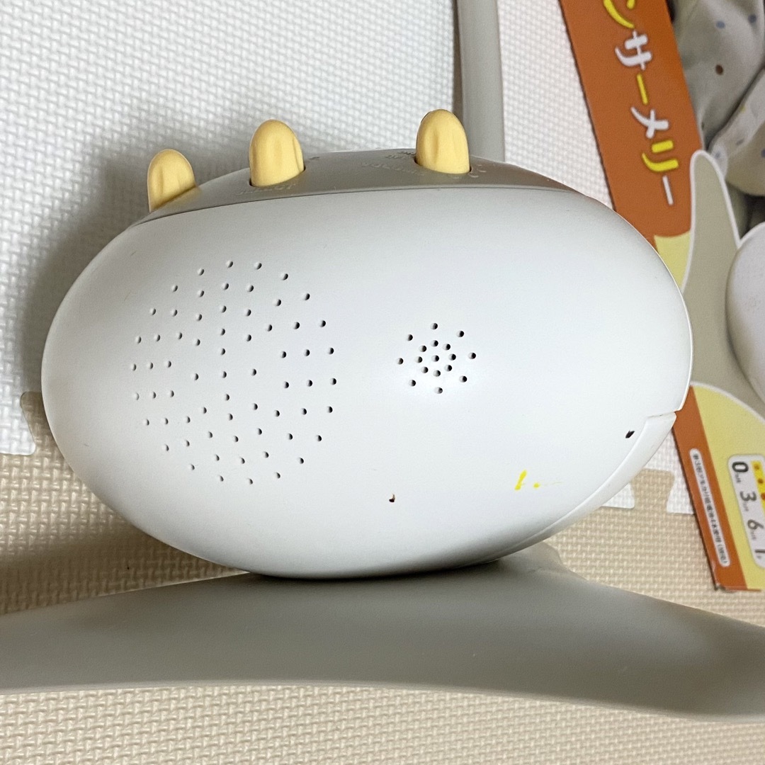 combi(コンビ)のメロディいっぱい みまもりセンサー メリーアイボリー(1個) キッズ/ベビー/マタニティのおもちゃ(オルゴールメリー/モービル)の商品写真