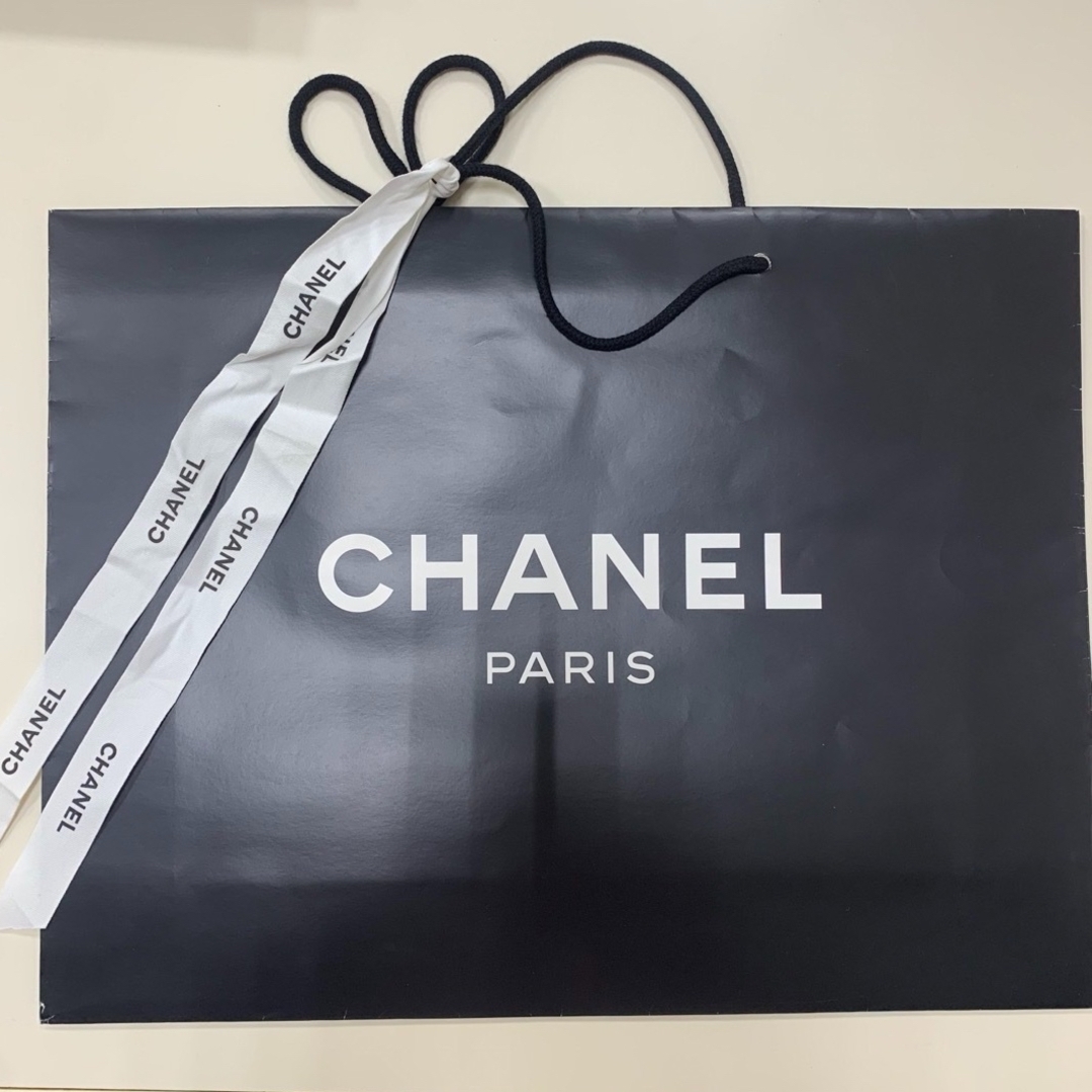 CHANEL(シャネル)のCHANEL ショッパー 紙袋 レディースのバッグ(ショップ袋)の商品写真