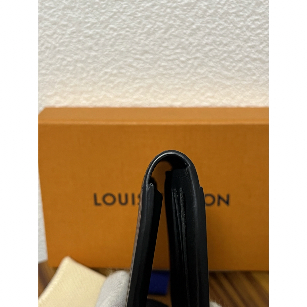 LOUIS VUITTON(ルイヴィトン)のLOUIS VUITTON M82583 オーガナイザー ドゥポッシュ メンズのファッション小物(名刺入れ/定期入れ)の商品写真