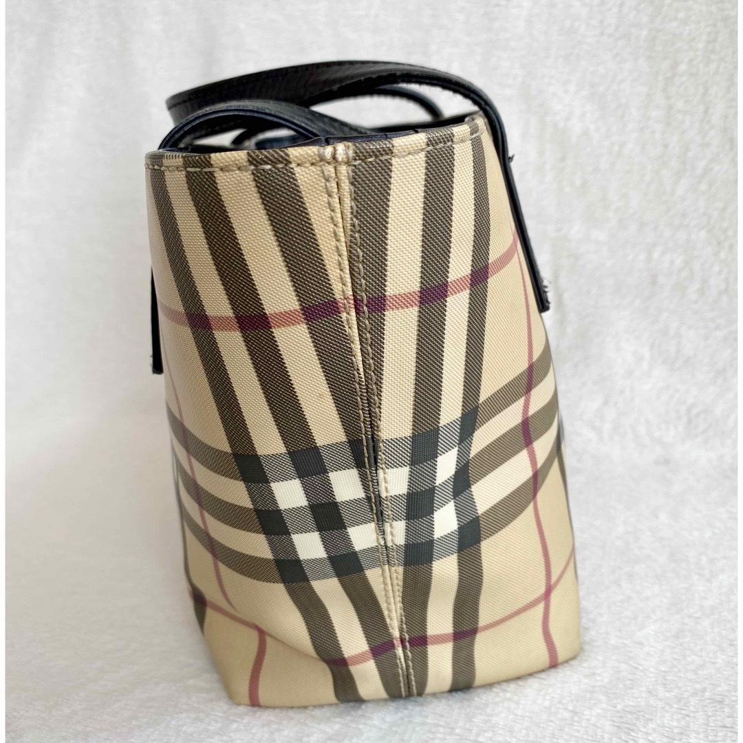 BURBERRY(バーバリー)のBURBERRY バーバリー チェック柄 ミニハンドバッグ PVC レザー レディースのバッグ(ハンドバッグ)の商品写真