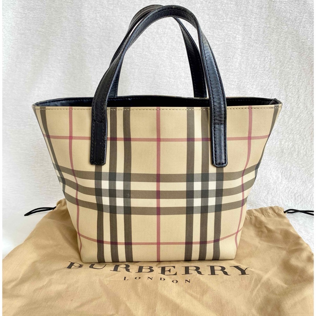 BURBERRY(バーバリー)のBURBERRY バーバリー チェック柄 ミニハンドバッグ PVC レザー レディースのバッグ(ハンドバッグ)の商品写真