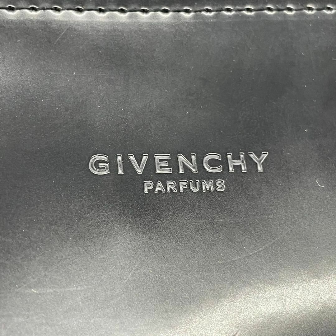 GIVENCHY(ジバンシィ)の良品　ジバンシー　S24　パテントレザー　肩掛け　ワンショルダーバッグ　ブラック レディースのバッグ(トートバッグ)の商品写真