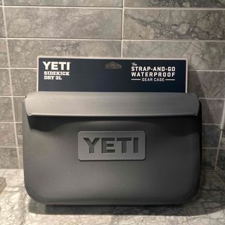 スノーピーク(Snow Peak)のYETI SIDEKICK DRY イエティ サイドキックドライ チャコール防水(ボディバッグ/ウエストポーチ)