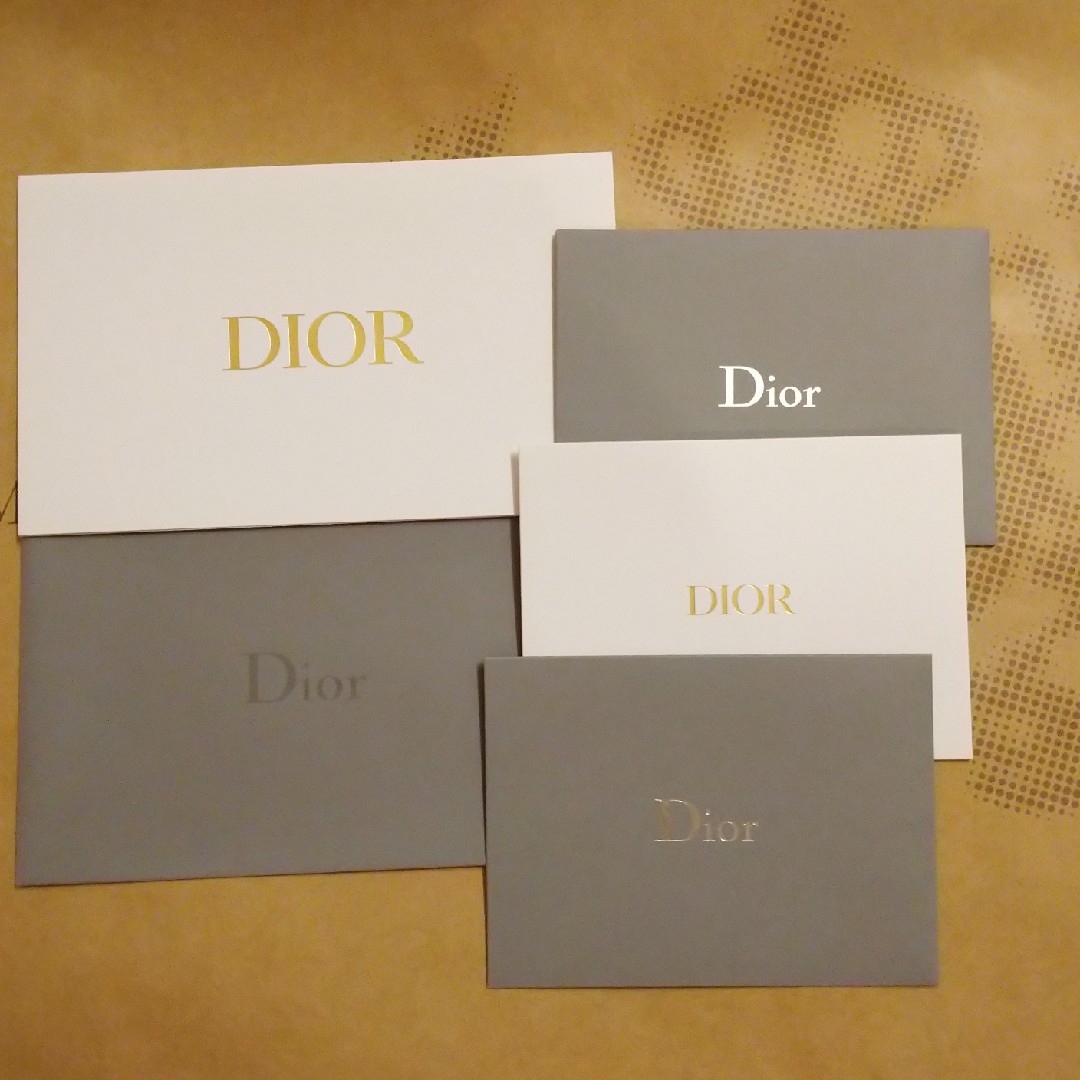 Dior(ディオール)の【Dior】ディオール☆封筒5点セット ハンドメイドの文具/ステーショナリー(カード/レター/ラッピング)の商品写真